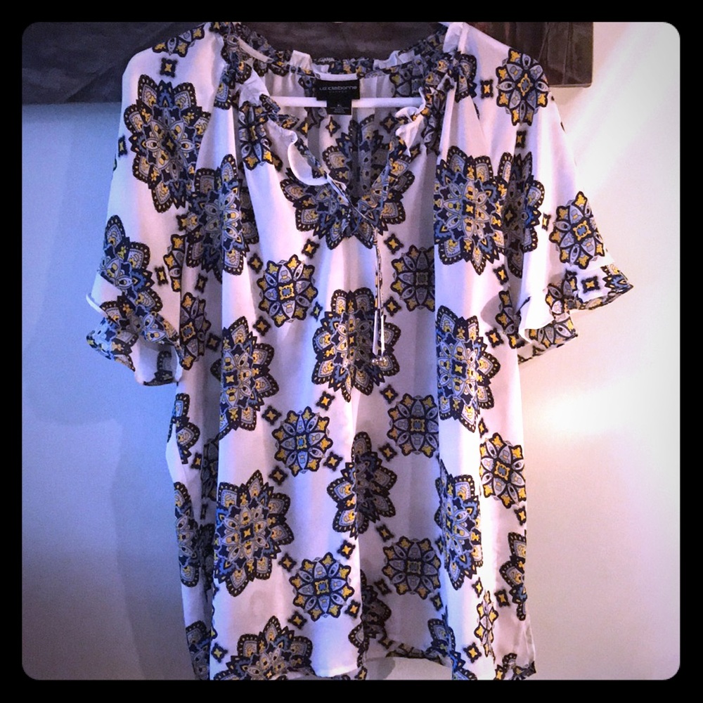 White and navy blouse